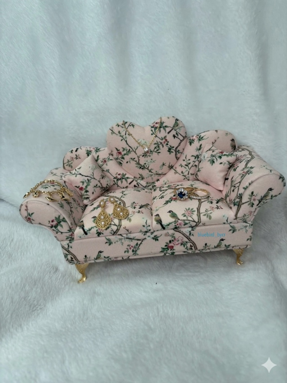 Floral Pink Miniature Jewelry Sofa Display - Picture 2 of 10